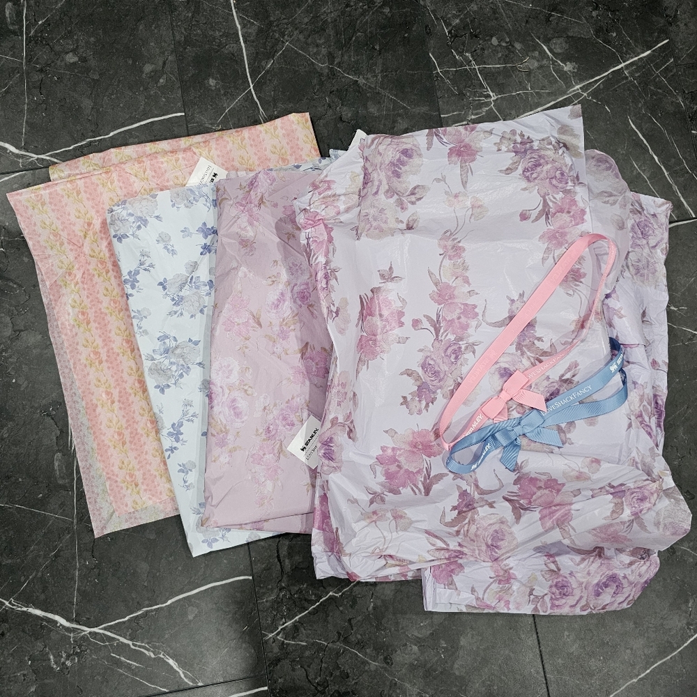 Loveshackfancy Tissue Paper Bows Envelopes